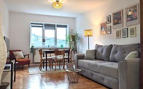 Downtown Mountain View Two Bedroom Apartment 4Th Floor